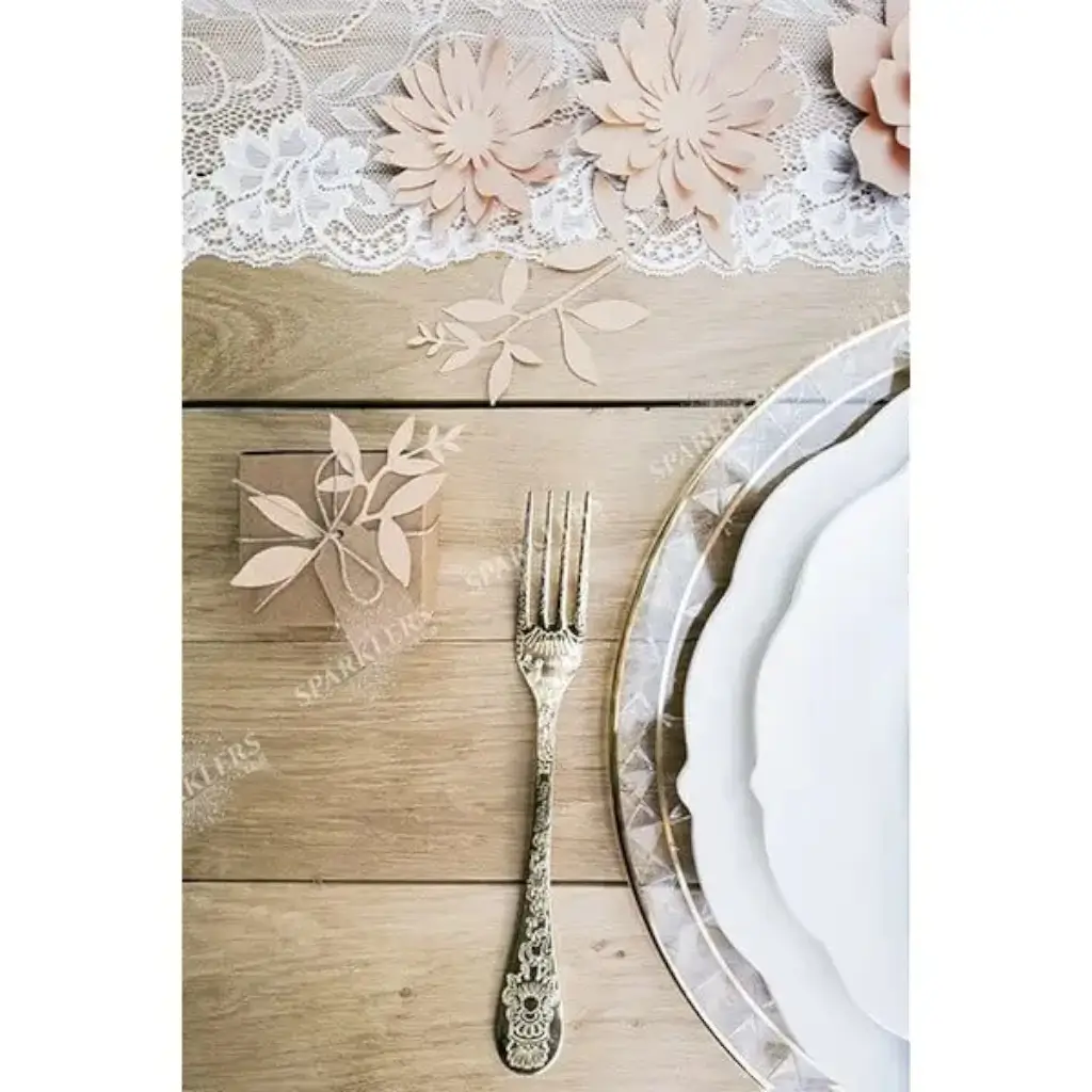 Branch with leaf decoration, powder pink 9 pieces