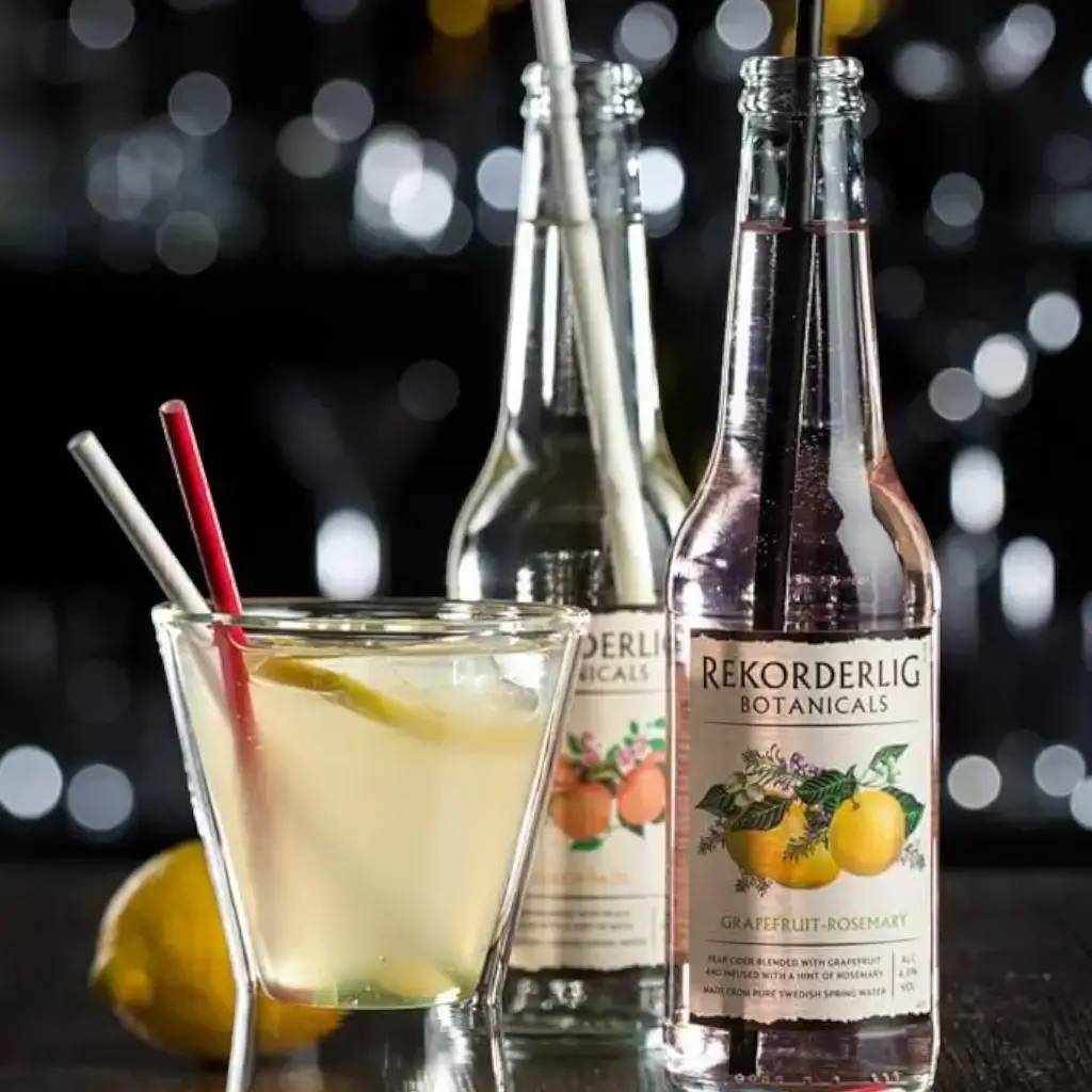 Paper straw red 14cm /ø5mm (250 pcs)