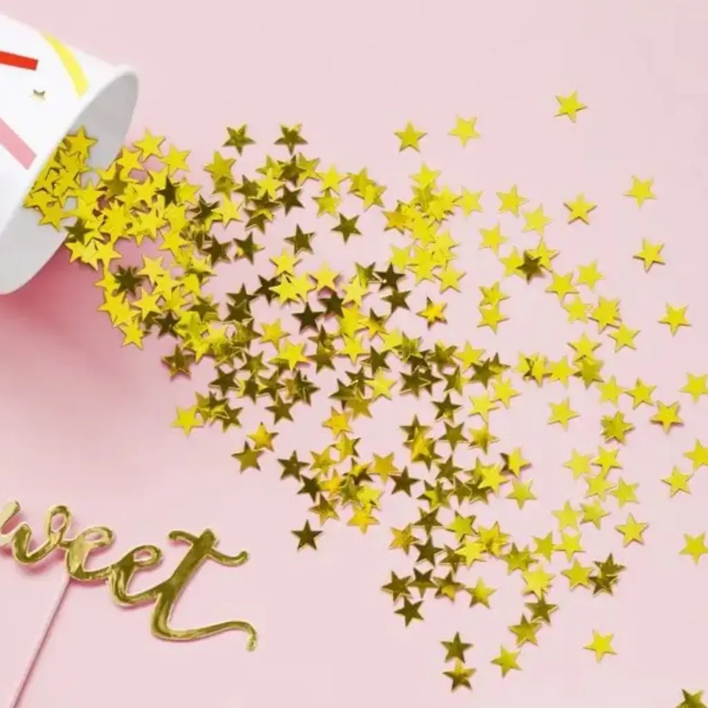 Gold star confetti (30gr)