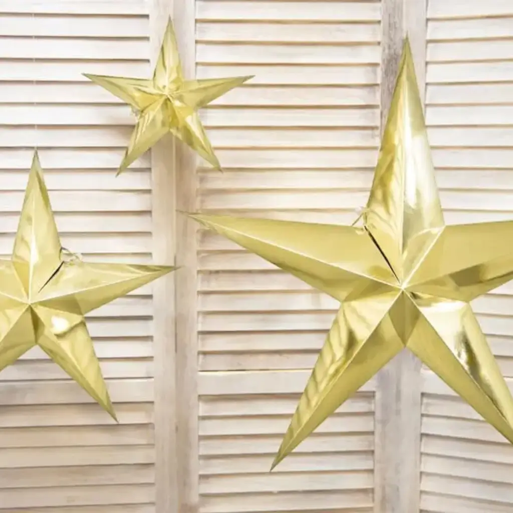 Gold paper star 45cm