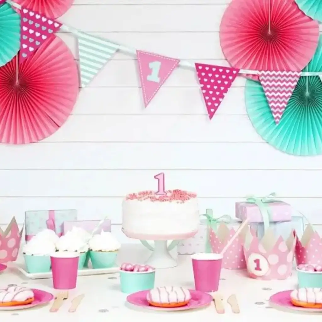 1 year old pink paper garland