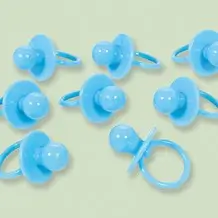 8 blue plastic lollipops 6x3,5cm