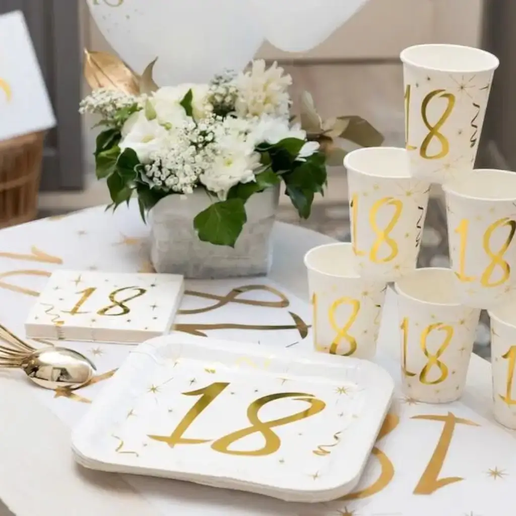 Paper Towel White/Gold 18 years (Set of 20)
