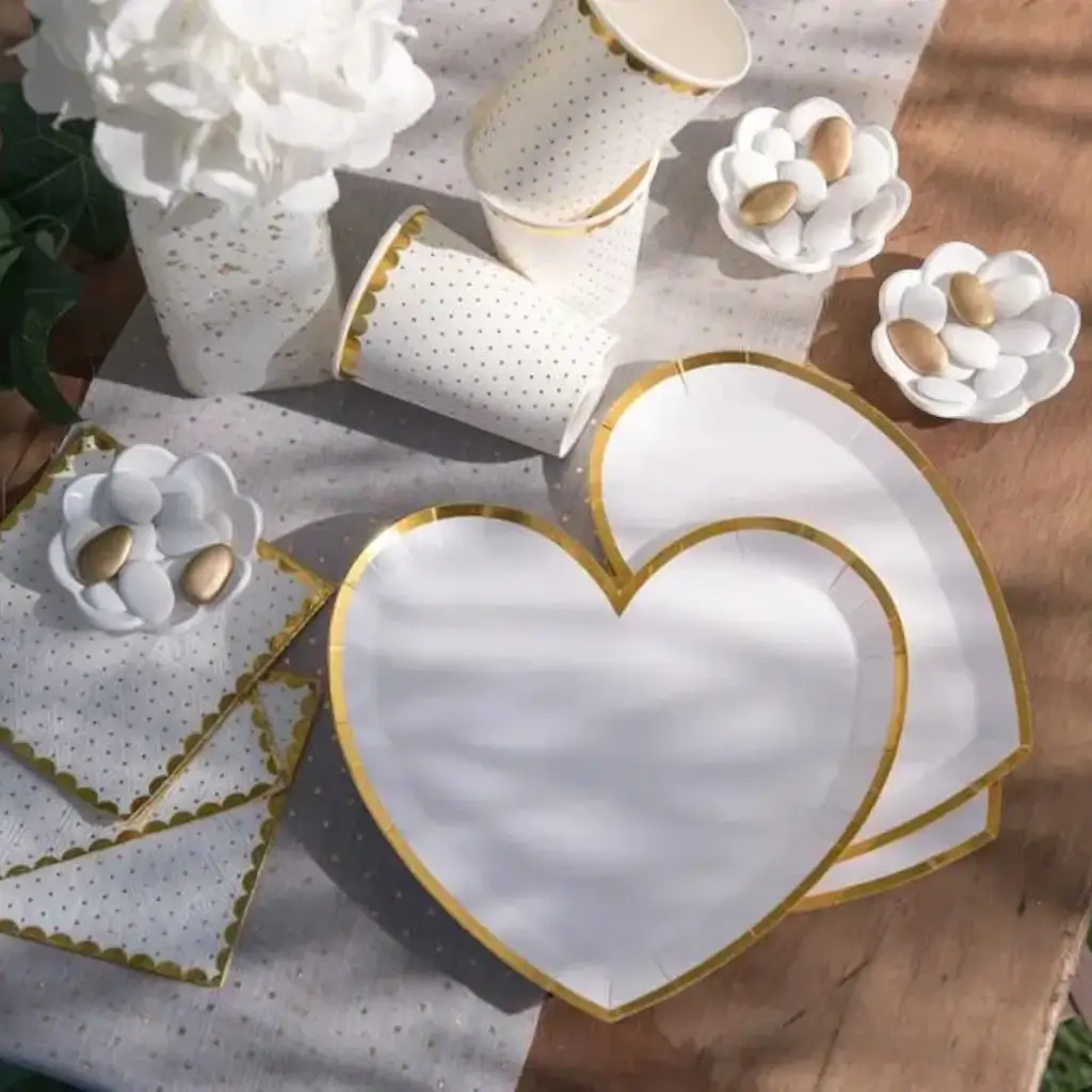Heart Shaped Plate White/Gold (Set of 10)