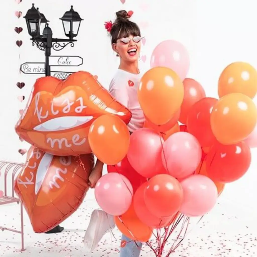 Foil Balloon - "Kiss Me" Red Lips - 86.5x65 cm