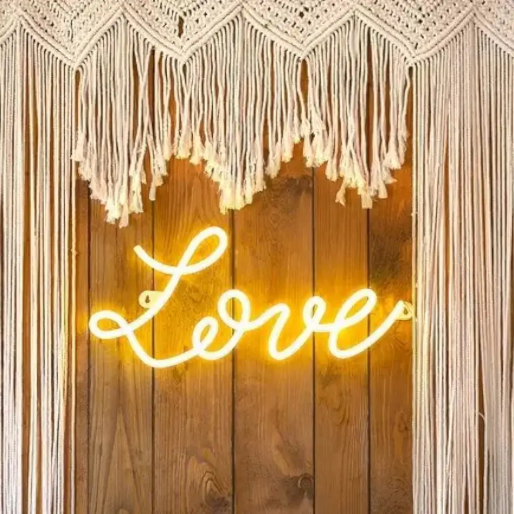 Decorative letter "LOVE" White LED neon - 61x27.4cm