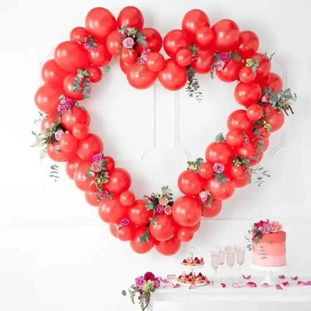 Balloon Garland + Stand - Red Heart - 160cm