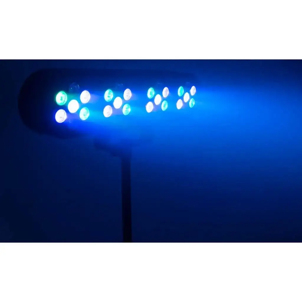 Light effect on a 4 PAR LED stand with remote control