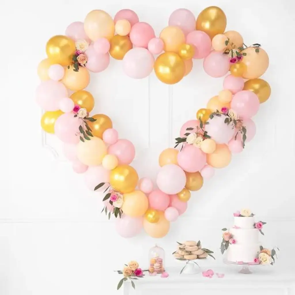 Pack of 10 metallic gold balloons