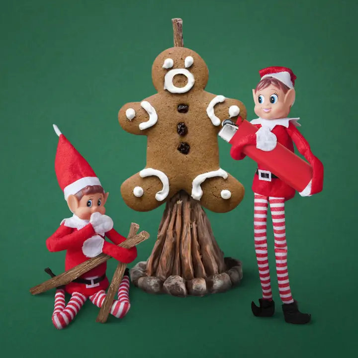 Christmas prankster elves for boys and girls (Set of 2)