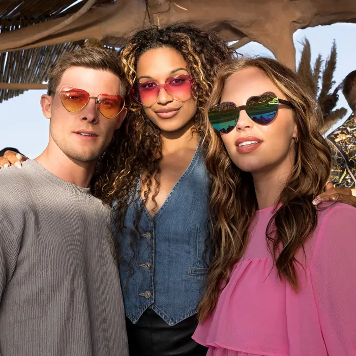 Groovy love party glasses