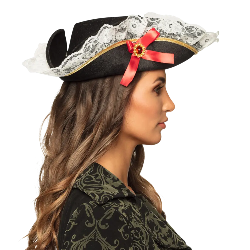 Stacey pirate hat