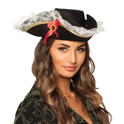 Stacey pirate hat