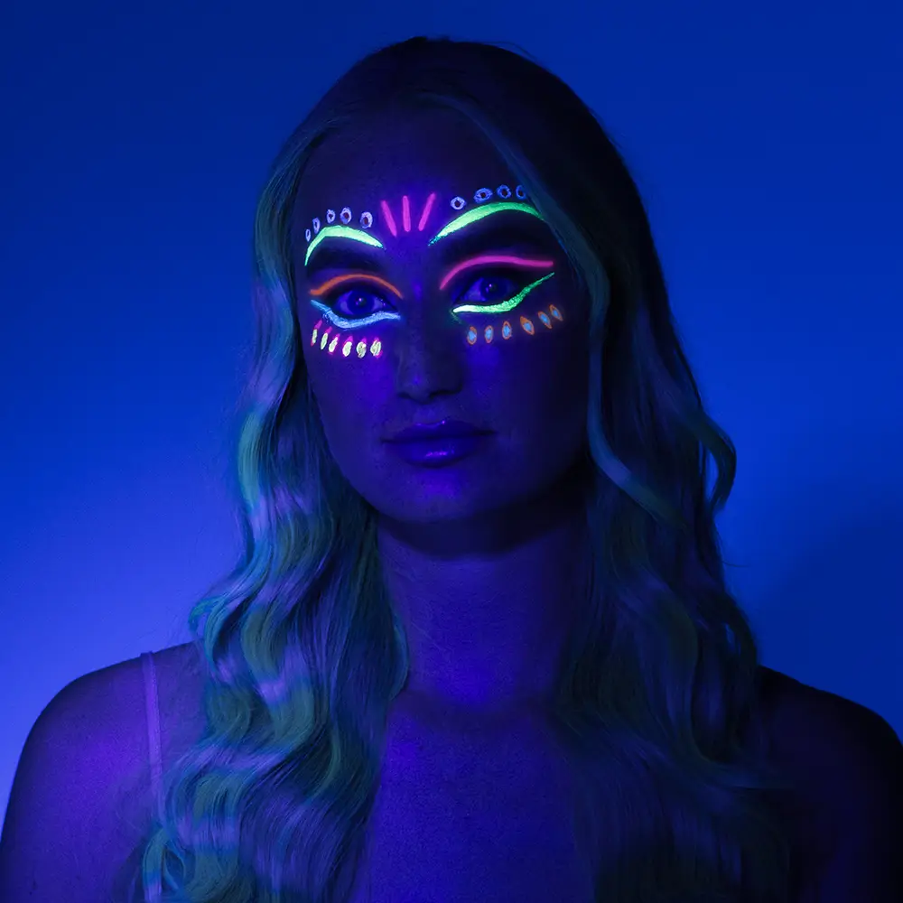 UV neon make-up set