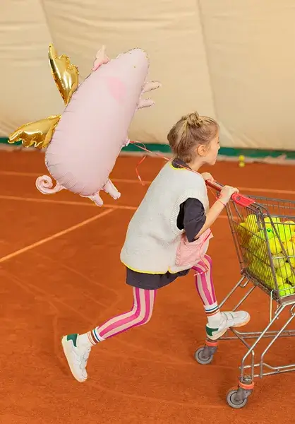 Pink winged pig balloon, 72 x 46 cm