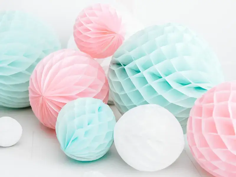 Light pink honeycomb ball - 30 cm