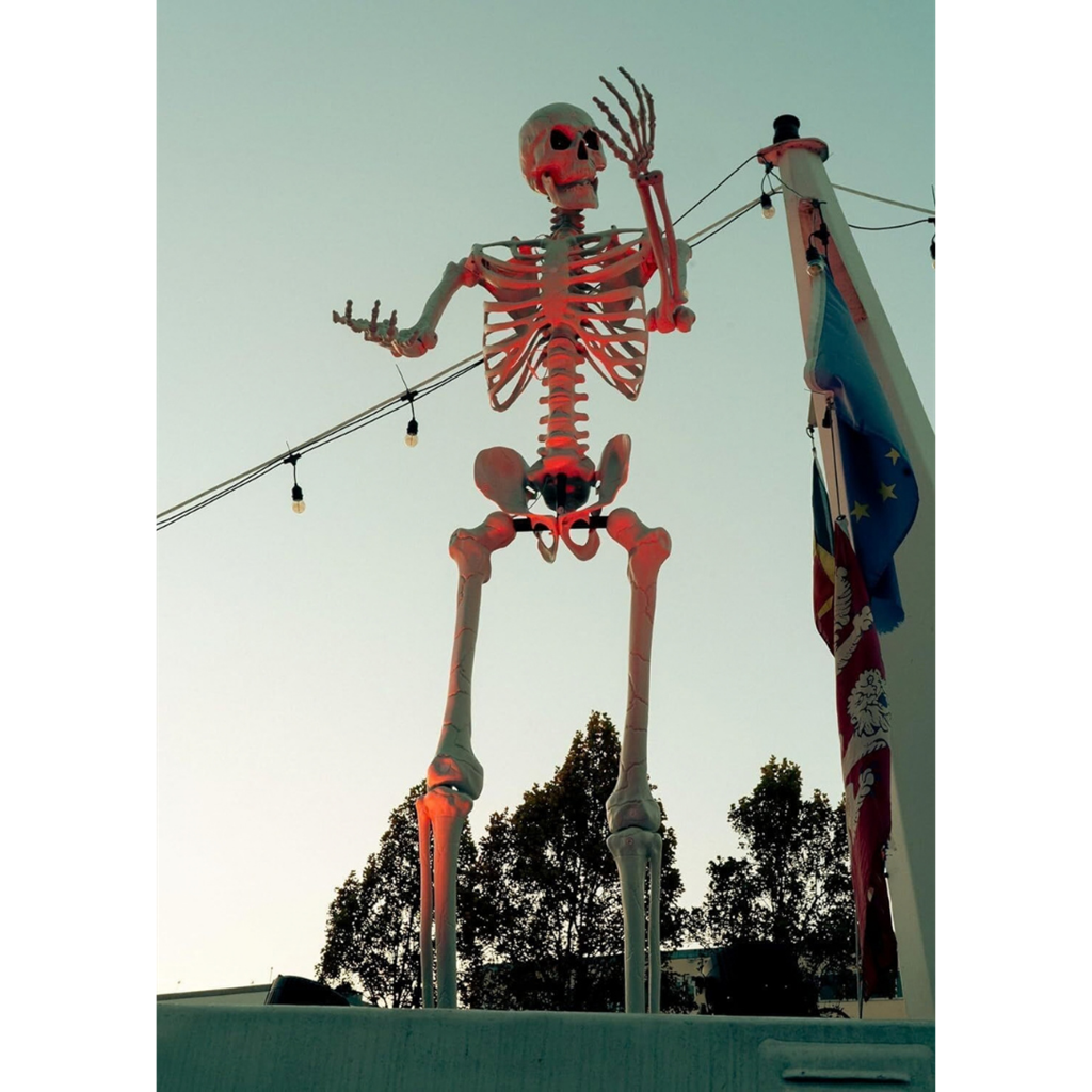 Giant Glowing Skeleton, 3.18 m – XXL Halloween Decoration