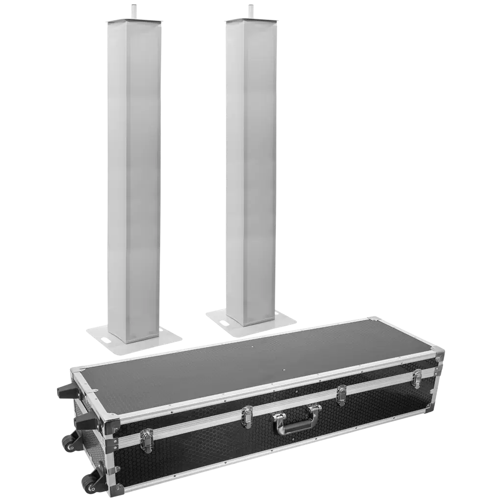 Set of 2 extendable totems (106–195 cm) with white Lycra covers and flight case – Plugger